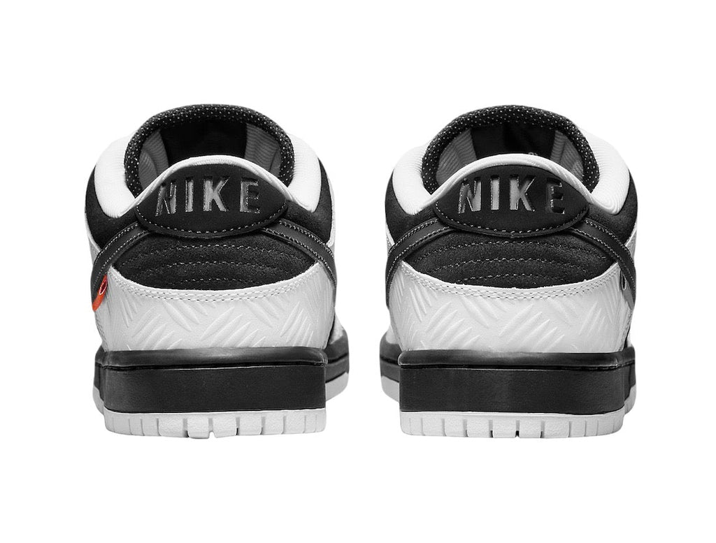 TIGHTBOOTH x Nike SB Dunk Low FD2629-100
