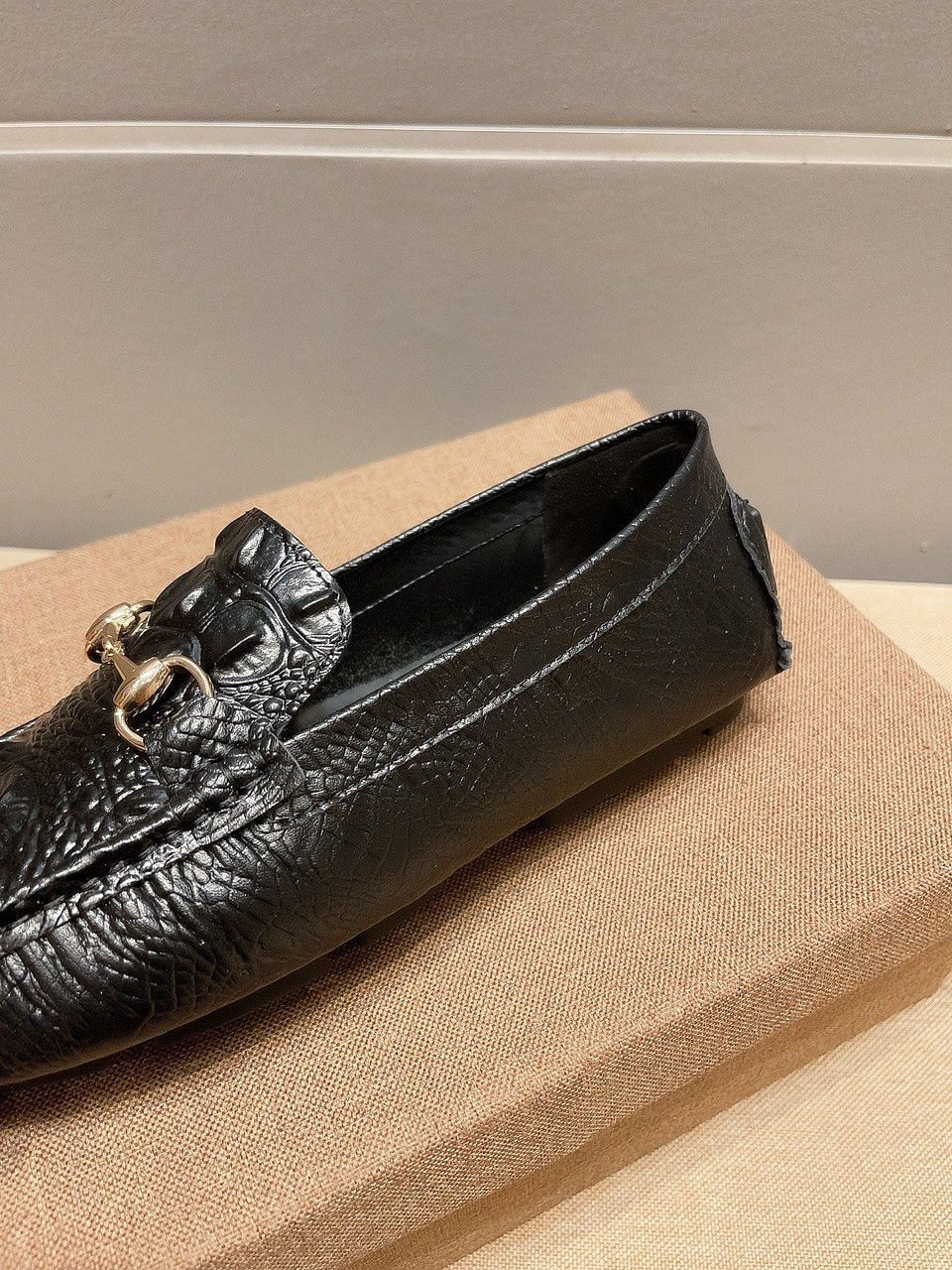 Gucci Black Textured Bit Driving Loafers